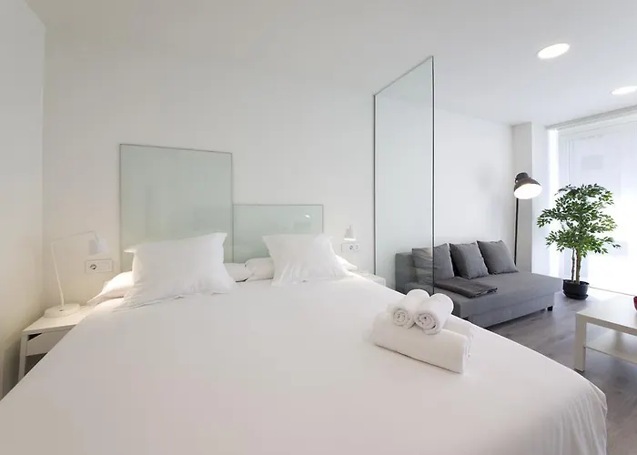 T5 Donostia 住宿加早餐酒店 圣塞瓦斯蒂安