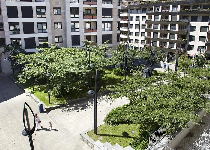 T5 Donostia Nocleg ze śniadaniem *